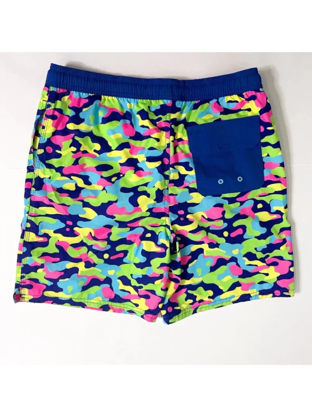 Vineyard Vines Boys Neon Camo Chappy Swim Trunks, Size 18